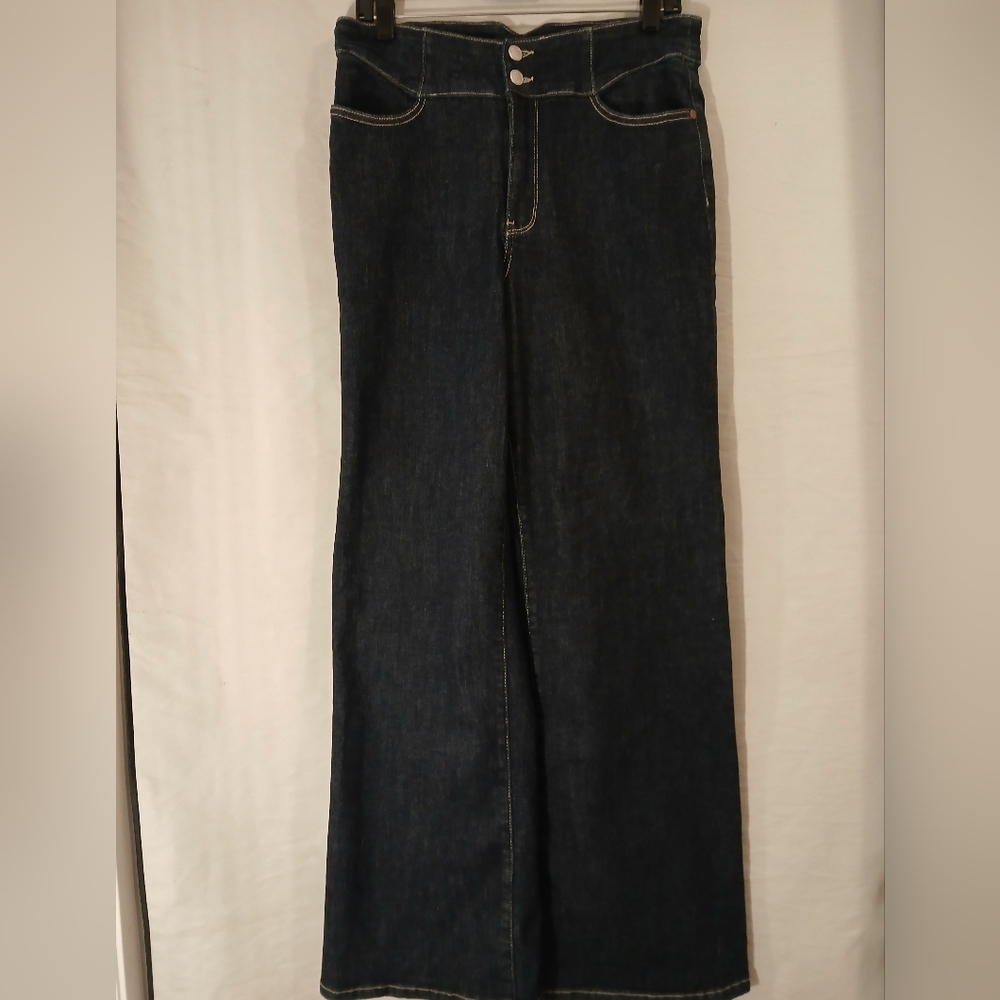 Judy Blue High Waist Rinse Wash Wide Leg Size 11/30 Jeans.